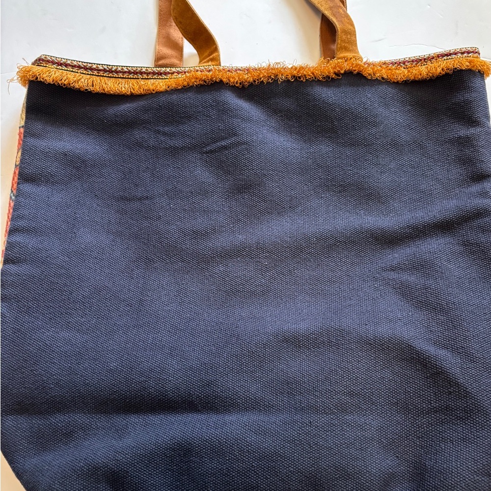 A & P DENIM MULTICOLORED BOHEMIAN TOTE ONE ZIP POCKET INSIDE CLEAN INTERIOR - Picture 4 of 15
